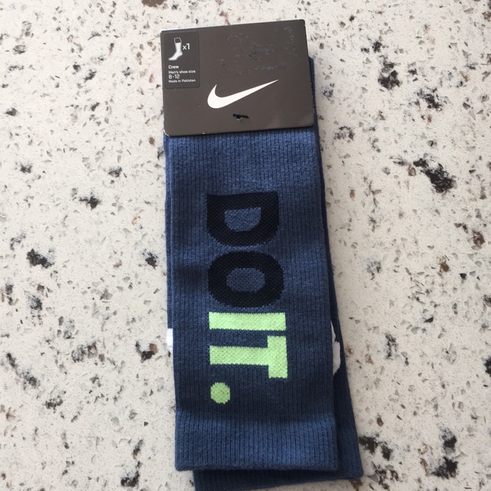 ❤️NEW!!!❤️ Nike Crew Socks.
